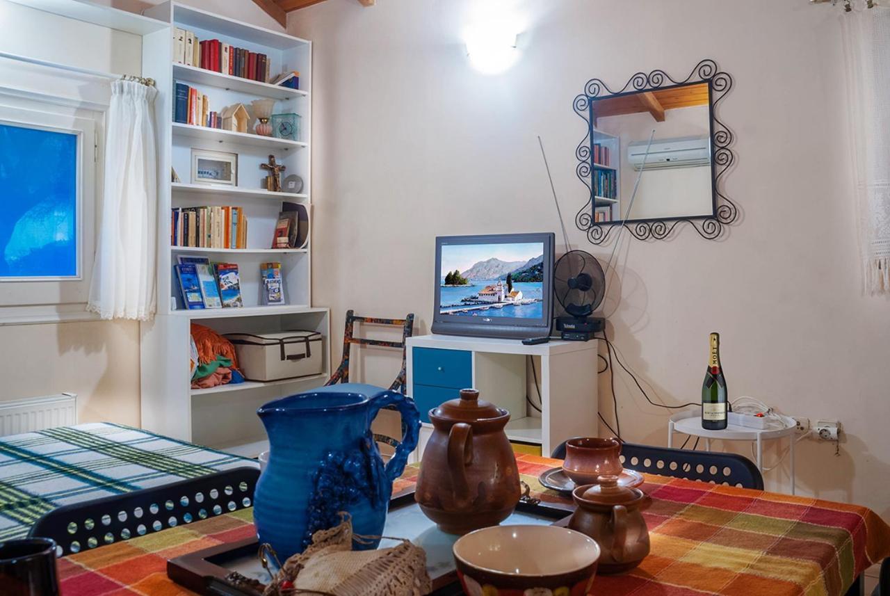 Appartement House In The Olive Garden