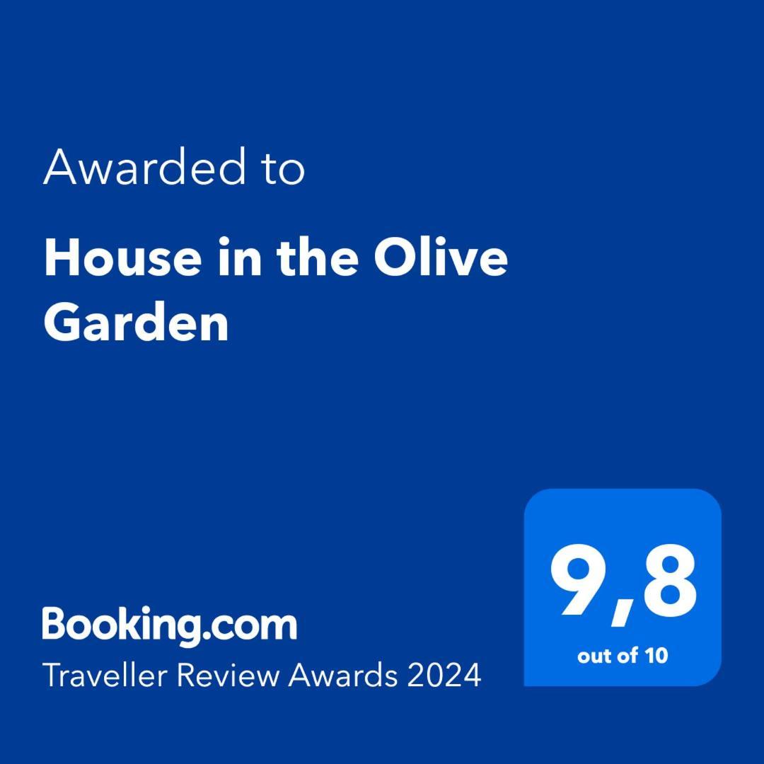 Appartement House In The Olive Garden *